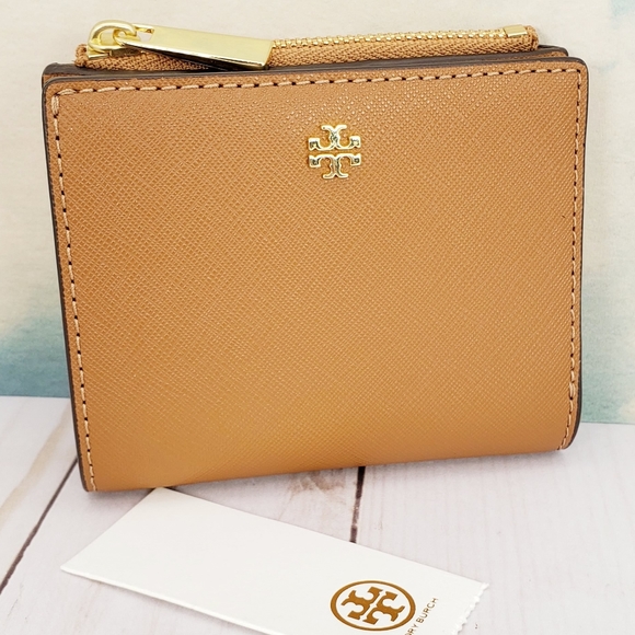 Tory Burch Handbags - Tory Burch Emerson Mini Wallet